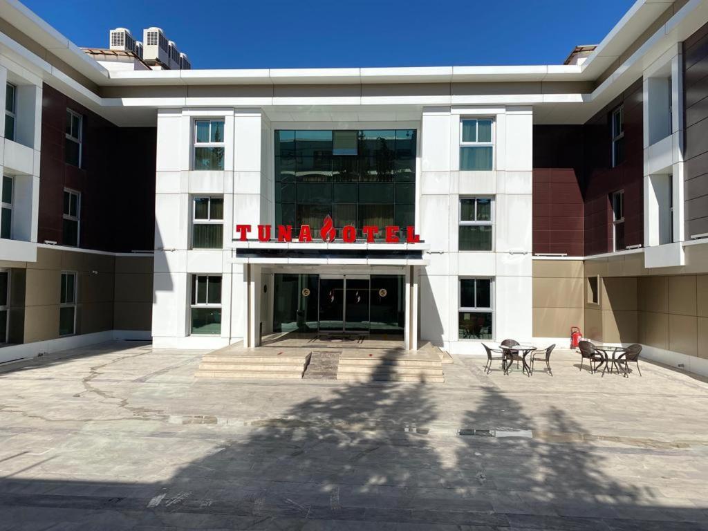 Tuna Otel Rezi̇Dans Gulagzi Luaran gambar