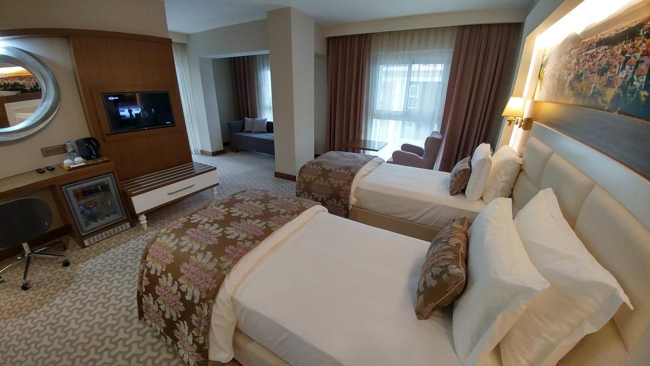Tuna Otel Rezi̇Dans Gulagzi Luaran gambar