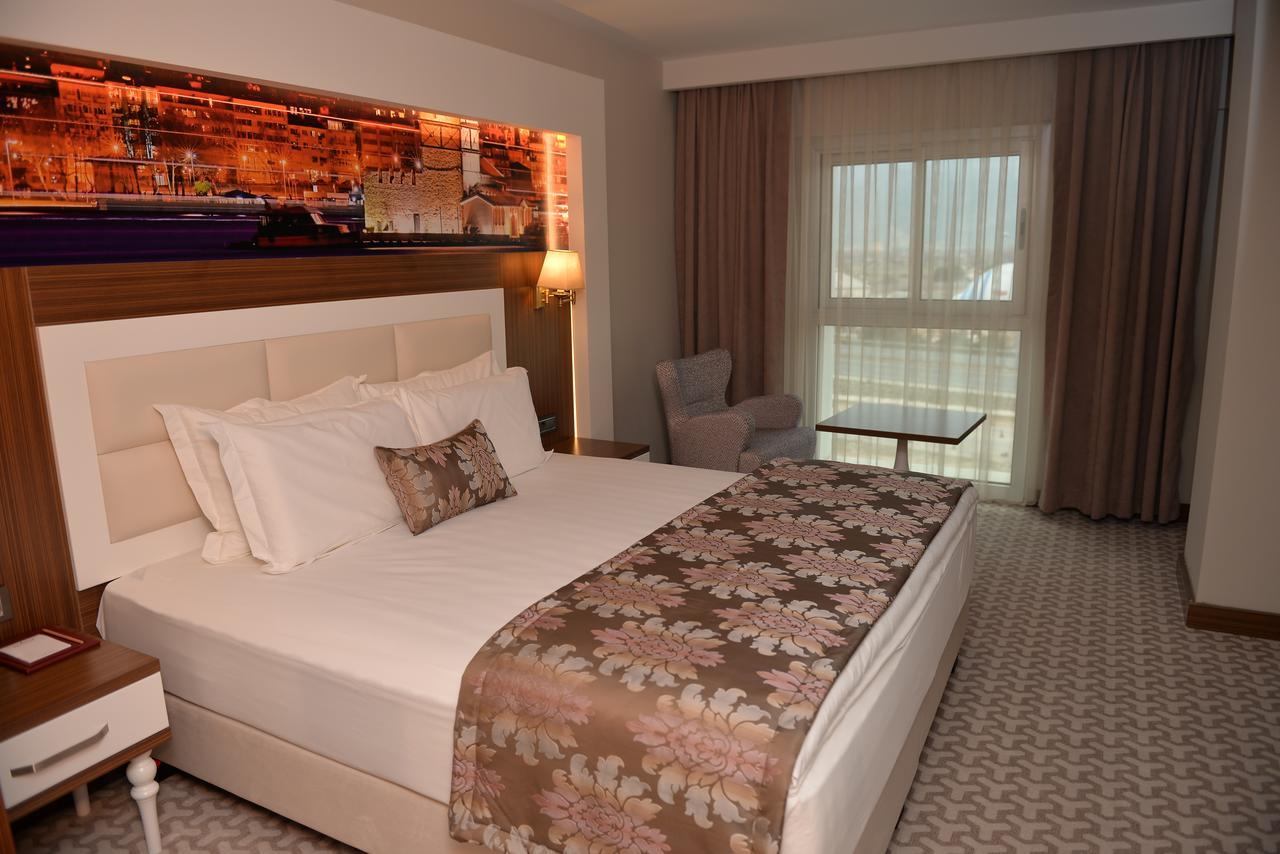 Tuna Otel Rezi̇Dans Gulagzi Luaran gambar