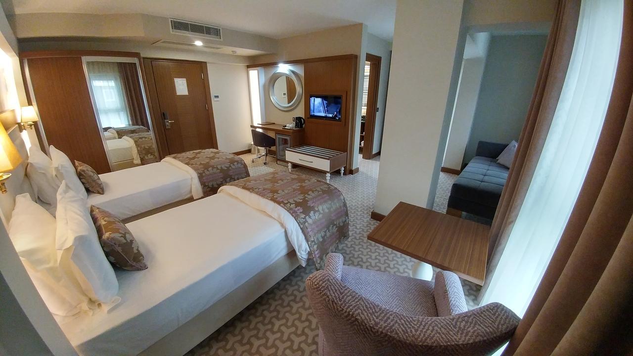 Tuna Otel Rezi̇Dans Gulagzi Luaran gambar